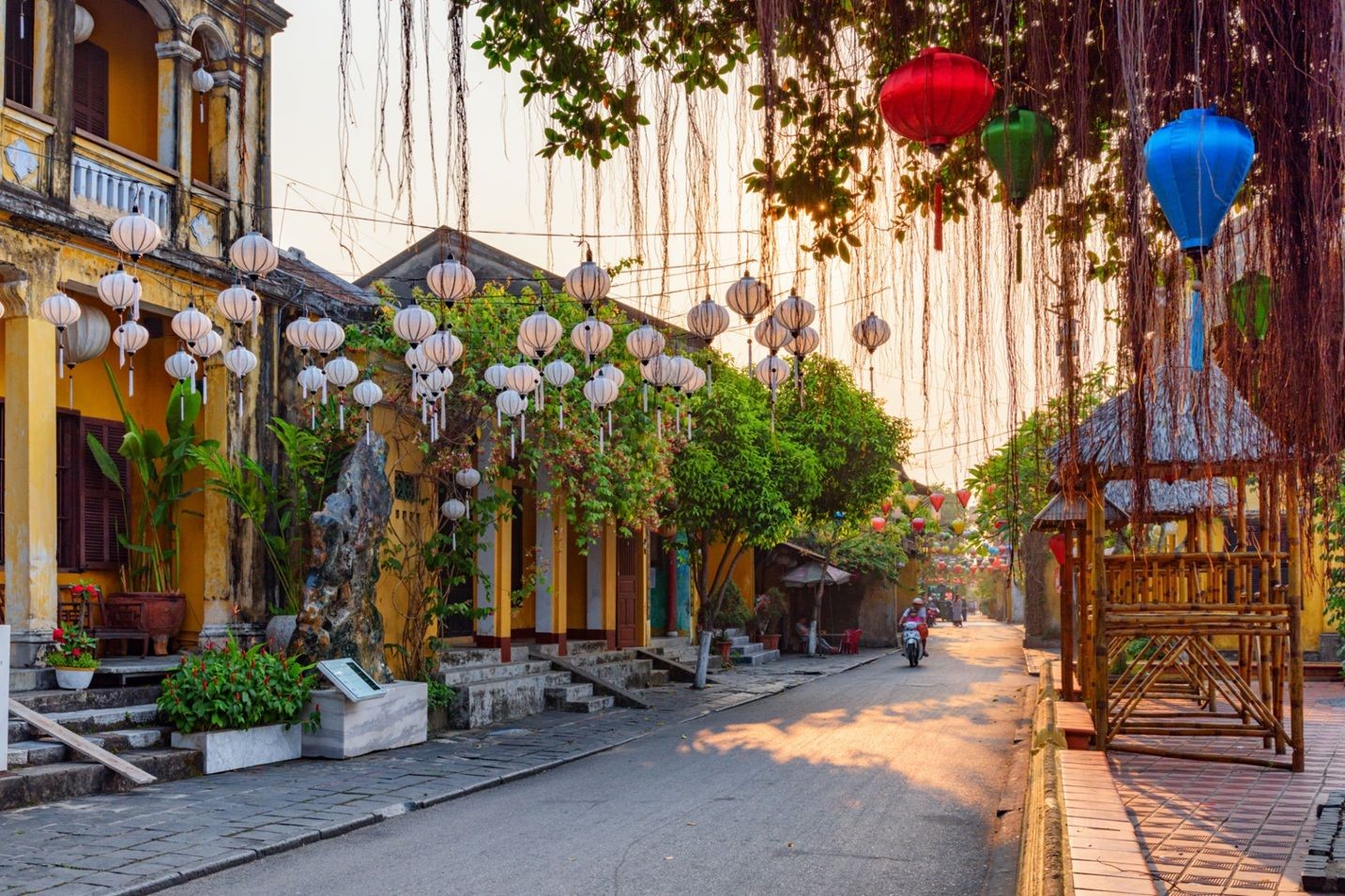 Living in Vietnam as a Foreigner – A Slow Morning in Hoi An